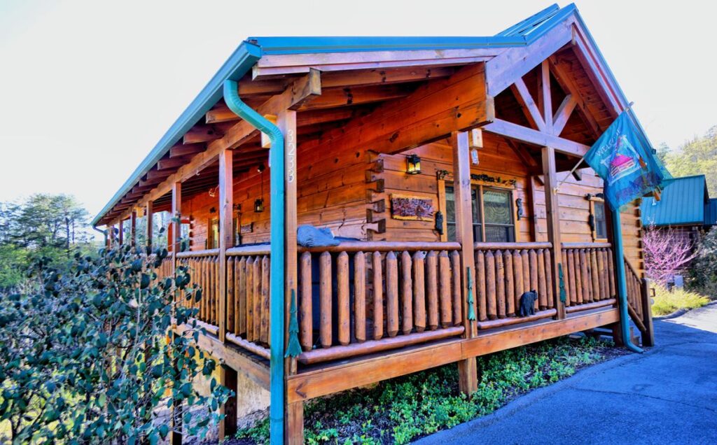 Bigfoot Crossing ℠ - Bigfoot Cabins