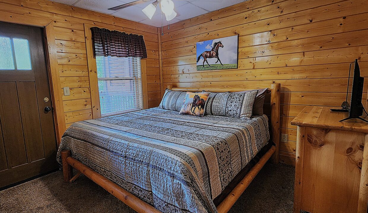 The Bigfoot Lodge Horse Room
