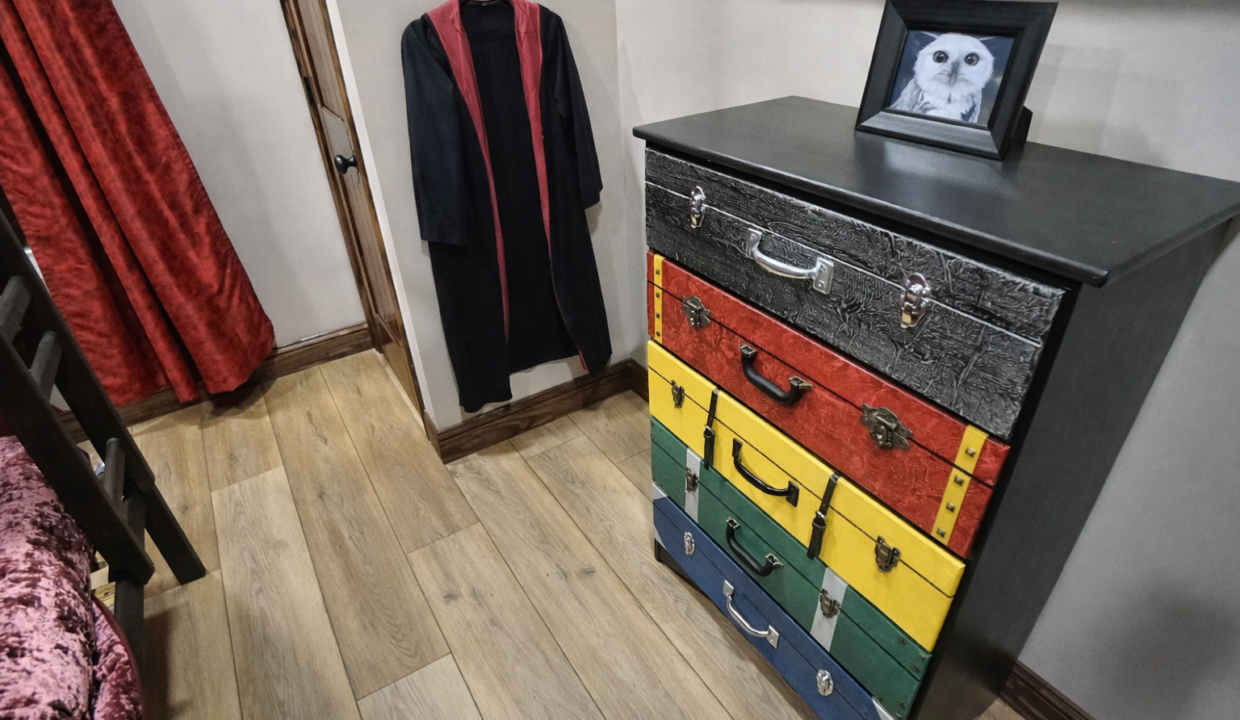 Wizard Houses Dresser